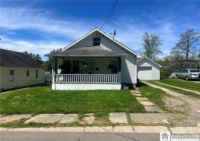 Homes for sale in Wellsville, NY | 31 S Franklin St, Wellsville, NY 14895 | MLS# R1681033