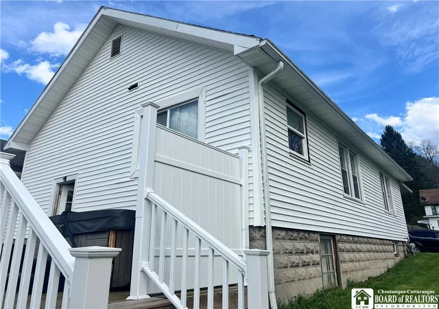 Homes for sale in Wellsville, NY | 31 S Franklin St, Wellsville, NY 14895 | MLS# R1681033