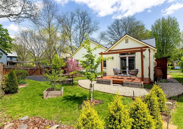 Homes for sale in Ithaca City, NY | 103 Franklin St, Ithaca City, NY 14850 | MLS# R1681638