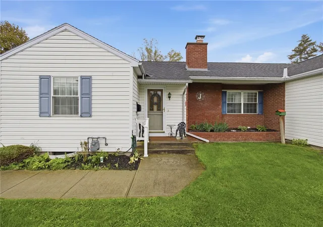 Homes for sale in Bath, NY | 115 Circle Dr, Bath, NY 14810 | MLS# R1681696