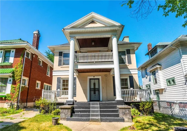1st image of 40 Niagara Falls Blvd, Buffalo, NY 14214 | MLS# B1677210