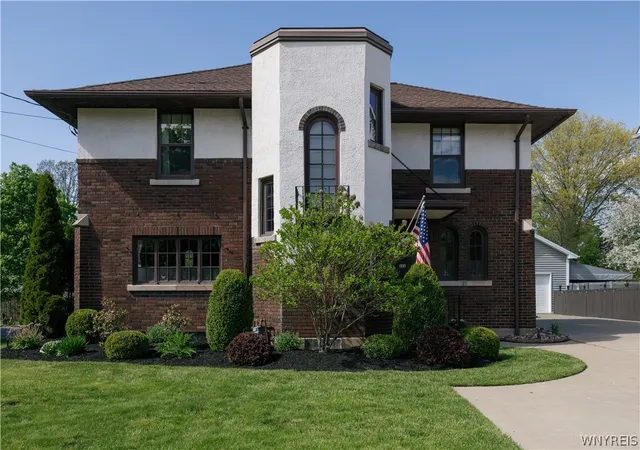 1st image of 942 Harrison Ave, Niagara Falls, NY 14305 | MLS# B1681792
