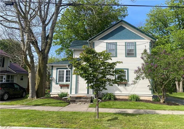 Homes for sale in Palmyra, NY | 409 Canal St, Palmyra, NY 14522 | MLS# R1681140