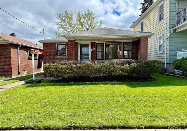 2nd image of 1157 La Salle Ave, Niagara Falls, NY 14301 | MLS# B1679995