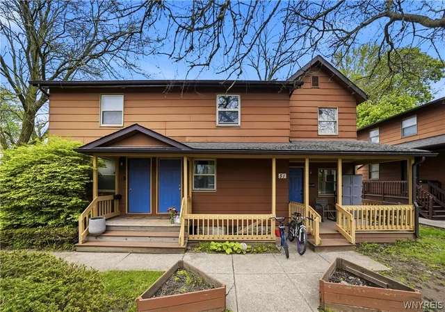 2nd image of 55 Washington St, Lockport, NY 14094 | MLS# B1681995