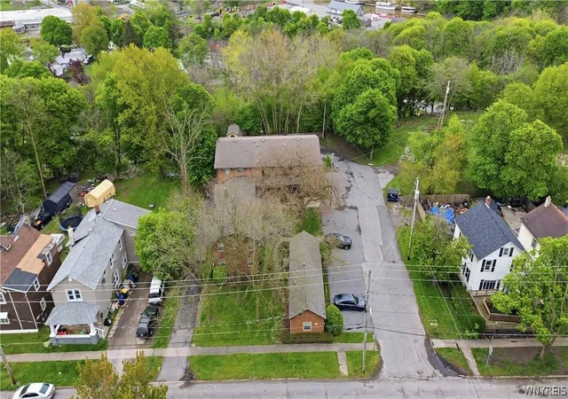 50th image of 55 Washington St, Lockport, NY 14094 | MLS# B1681995