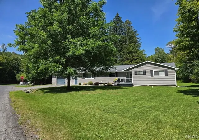 Homes for sale in Kirkland, NY | 3100 Austin Rd, Kirkland, NY 13323 | MLS# S1681997