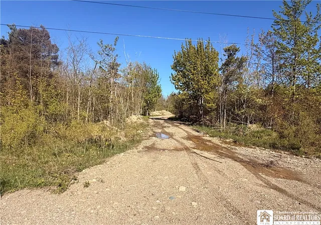 5th image of 9556 Stone Rd, Fredonia, NY 14063 | MLS# R1681826