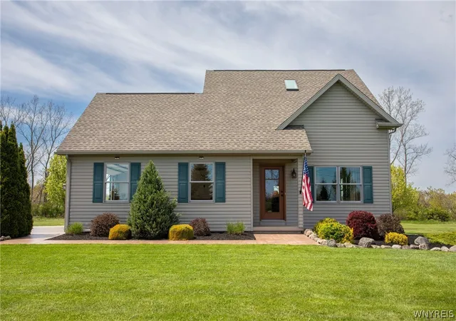 Homes for sale in Cambria, NY | 4444 Cambria Wilson Rd, Cambria, NY 14094 | MLS# B1682034