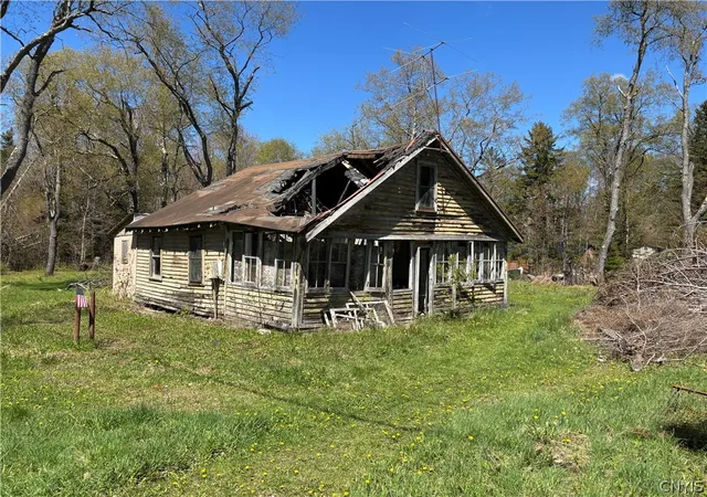 Homes for sale in Remsen, NY | 3960 Susquehannah St, Remsen, NY 13438 | MLS# S1681834