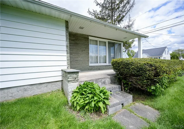 5th image of 308 Raphael Ave, Syracuse, NY 13211 | MLS# S1682015
