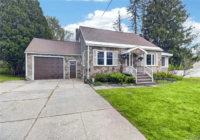 Homes for sale in Deerfield, NY | 5646 Trenton Rd, Deerfield, NY 13502 | MLS# S1660175