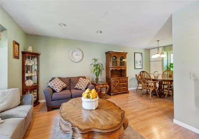 Homes for sale in Perinton, NY | 9 Falling Brook Rd, Perinton, NY 14450 | MLS# R1681661