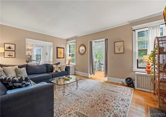 Homes for sale in Buffalo, NY | 143 Oakland Pl, Buffalo, NY 14222 | MLS# B1679574