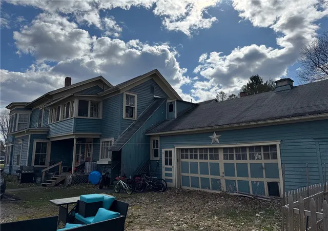 5th image of 15 Gold St, Norwich, NY 13815 | MLS# R1682087