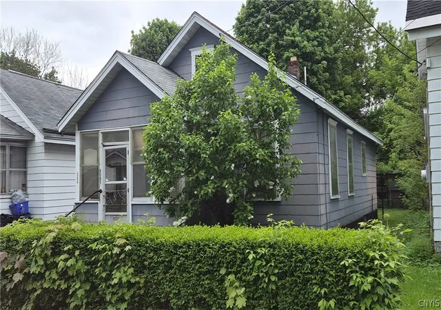 3rd image of 111 Kincaid Ave, Syracuse, NY 13204 | MLS# S1682096