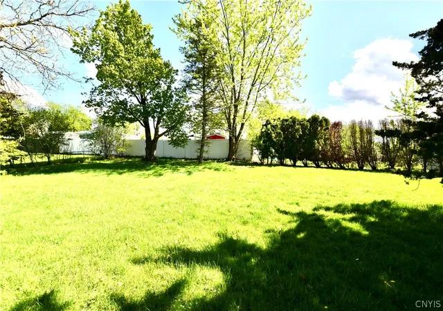 Homes for sale in Clay, NY | 246 Blackberry Rd, Clay, NY 13090 | MLS# S1681393