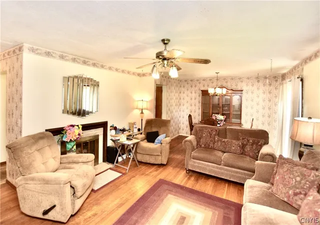 Homes for sale in Clay, NY | 246 Blackberry Rd, Clay, NY 13090 | MLS# S1681393