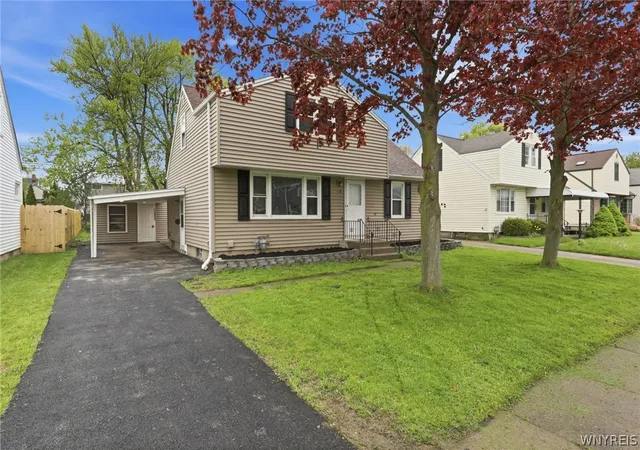 Photo 3 of Sale Pending at 18 Princess Dr, Buffalo, NY 14225 | MLS# B1681192 | Listing updated on 2026-06-20