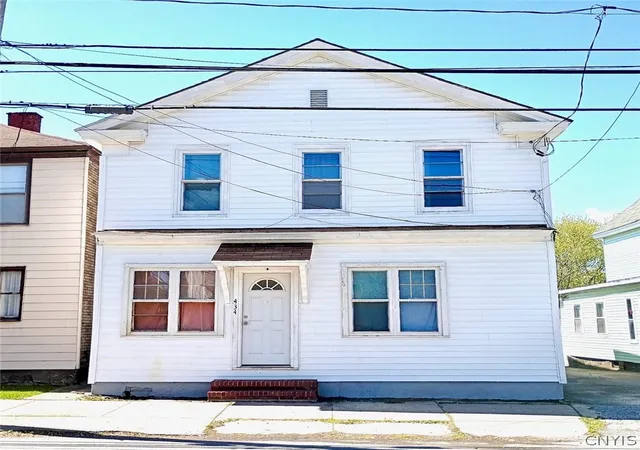 Homes for sale in Whitestown, NY | 434 Main St, Whitestown, NY 13417 | MLS# S1681669