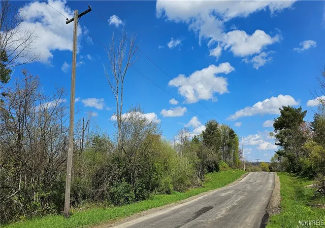 3rd image of Murray Hill Rd, Boston, NY 14025 | MLS# B1682167
