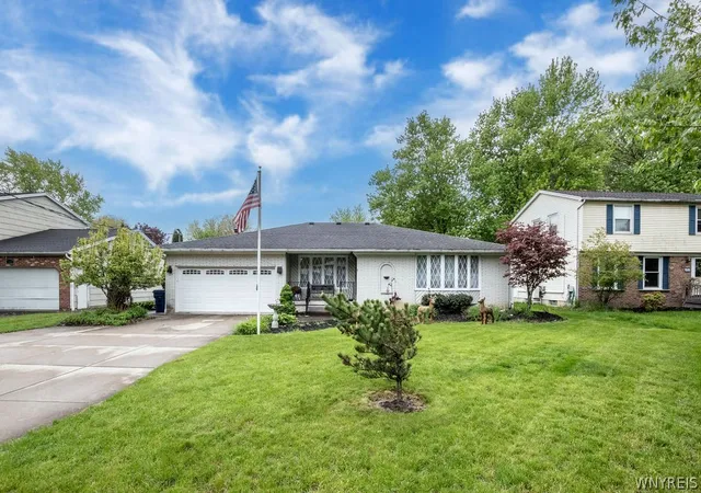 Homes for sale in Amherst, NY | 1075 Dodge Rd, Amherst, NY 14068 | MLS# B1682008