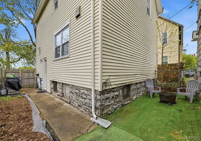 Homes for sale in Buffalo, NY | 27 Rhode Island St, Buffalo, NY 14213 | MLS# B1682182