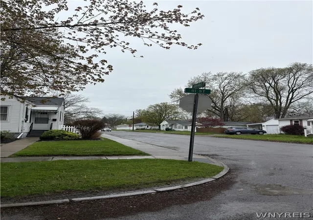 5th image of 517 81st St, Niagara Falls, NY 14304 | MLS# B1682207