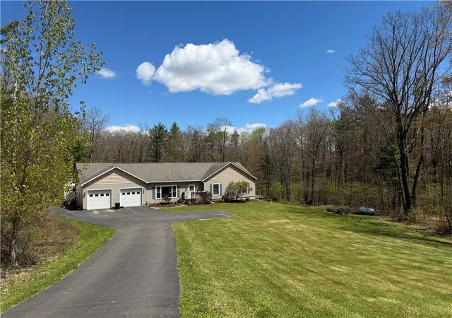 3rd image of 3942 Pine Hill Rd, Corning, NY 14830 | MLS# R1681443