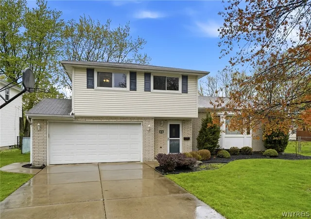 1st image of 86 Tartan Ln, Buffalo, NY 14221 | MLS# B1681650