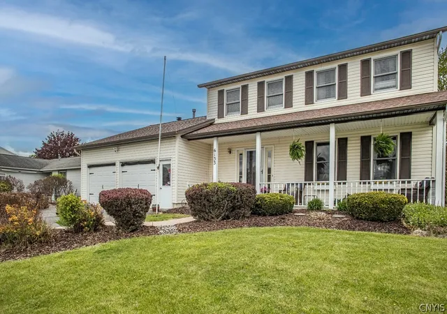 1st image of 6133 Cordero Dr, Cicero, NY 13039 | MLS# S1680540