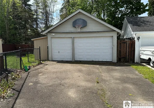5th image of 17 Pershing Ave, Jamestown, NY 14701 | MLS# R1681571