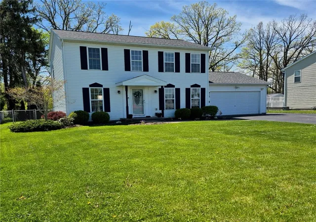 Homes for sale in Clarkson, NY | 412 Burch Farm Dr, Clarkson, NY 14420 | MLS# R1681760