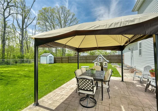 Homes for sale in Clarkson, NY | 412 Burch Farm Dr, Clarkson, NY 14420 | MLS# R1681760
