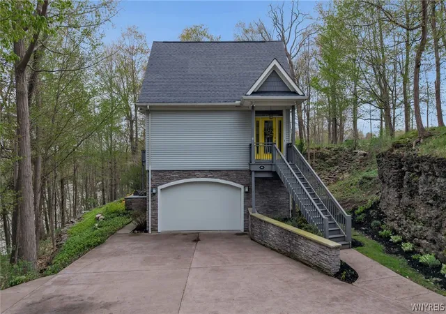 Homes for sale in Pembroke, NY | 981 Lakeside Dr, Pembroke, NY 14036 | MLS# B1681243