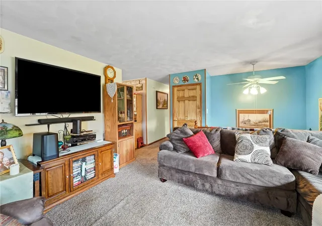 4th image of 4 Preston Dr, Nanticoke, NY 13777 | MLS# R1682259