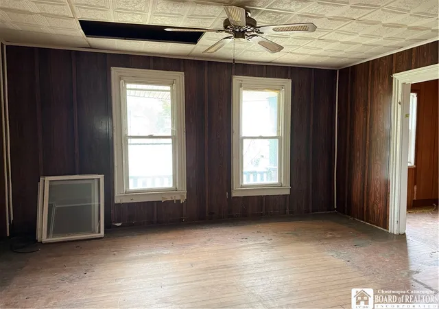 Photo 3 of Single family home for sale at 610 Prendergast Ave, Jamestown, NY 14701 | MLS# R1681773 | Listing updated on 2026-05-19