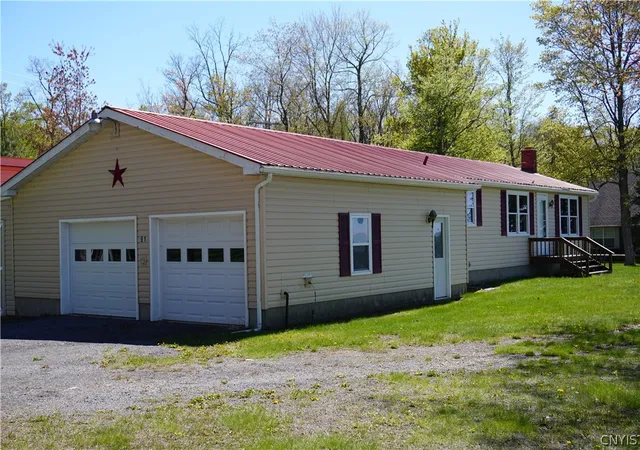 Homes for sale in Scriba, NY | 91 Banjo Ln, Scriba, NY 13126 | MLS# S1677620