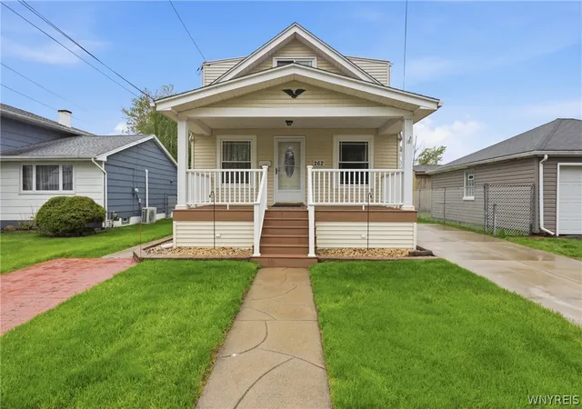 1st image of 262 River St, Depew, NY 14043 | MLS# B1681264