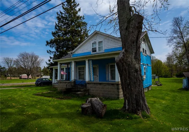 Homes for sale in Alden, NY | 11765 Broadway St, Alden, NY 14004 | MLS# B1680900