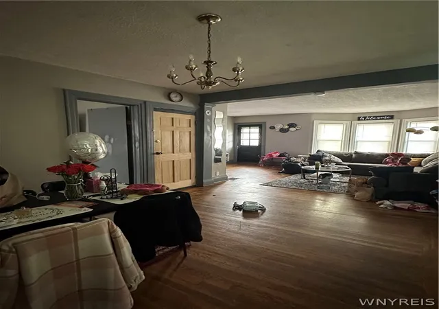 Homes for sale in Buffalo, NY | 85 Hayden St, Buffalo, NY 14210 | MLS# B1681868