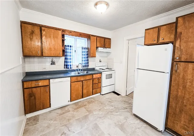 Homes for sale in Granby, NY | 841-45 Hannibal St #45, Granby, NY 13069 | MLS# S1680693