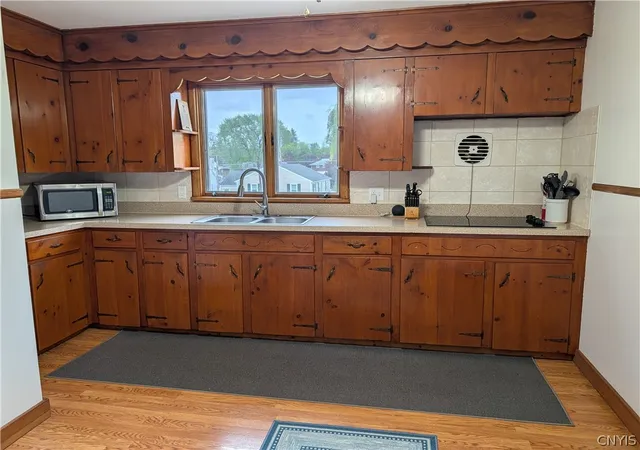 2nd image of 2704 Smith Dr, Union, NY 13760 | MLS# S1681855