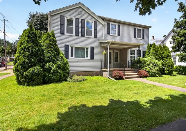 Homes for sale in Shelby, NY | 812 West Ave, Shelby, NY 14103 | MLS# R1679482