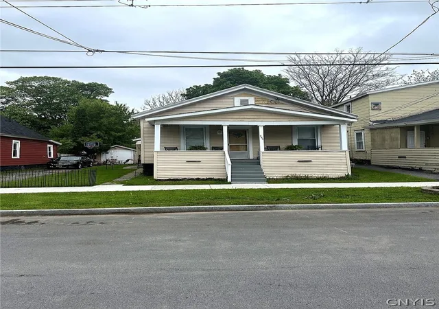 Homes for sale in Syracuse, NY | 229 Hier Ave, Syracuse, NY 13203 | MLS# S1680667
