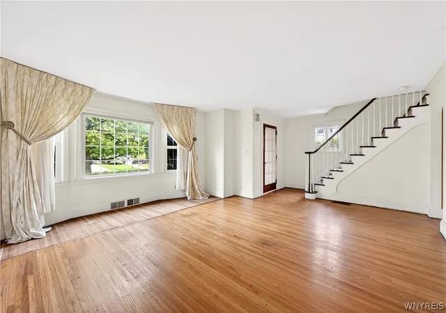 Homes for sale in Buffalo, NY | 20 Arundel Rd, Buffalo, NY 14216 | MLS# B1682295