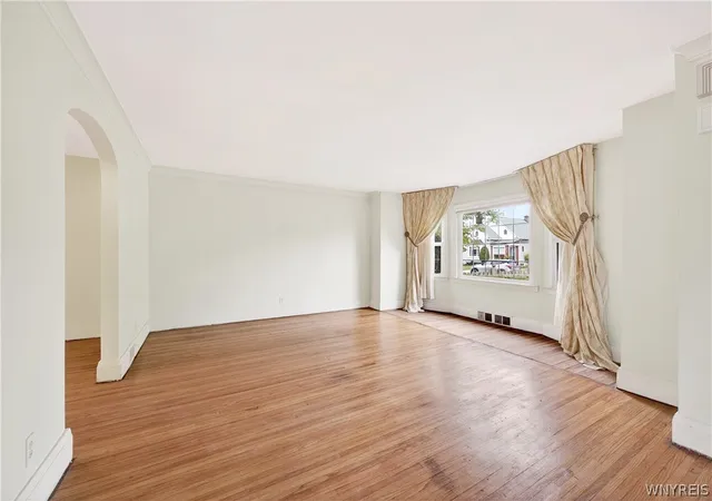 Homes for sale in Buffalo, NY | 20 Arundel Rd, Buffalo, NY 14216 | MLS# B1682295