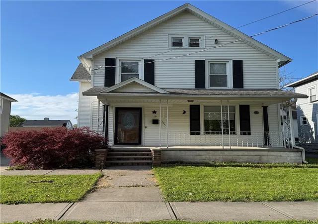 Photo 2 of Single family home for sale at 19 Cady St, Auburn, NY 13021 | MLS# R1681048 | Listing updated on 2026-08-01