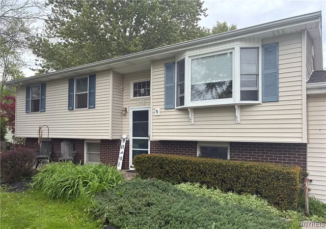 4th image of 3979 Ridgelea Dr, Newfane, NY 14094 | MLS# B1682331