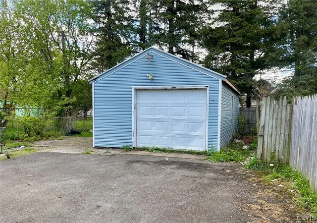 Homes for sale in Utica, NY | 513 Nichols, Utica, NY 13501 | MLS# S1678401